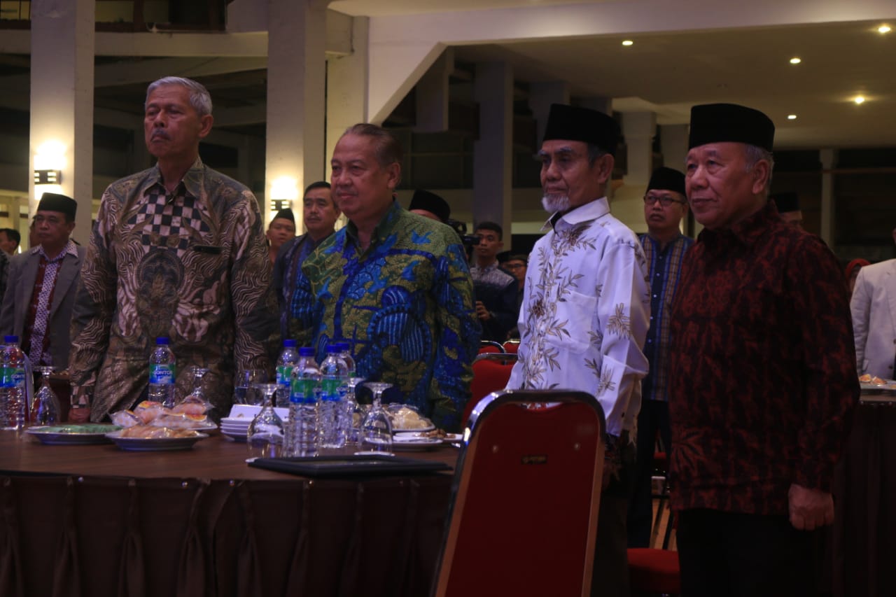 Pimpinan Pmdg Silaturrahim Dengan Ikpm Di Pangandaran Pp Ikpm