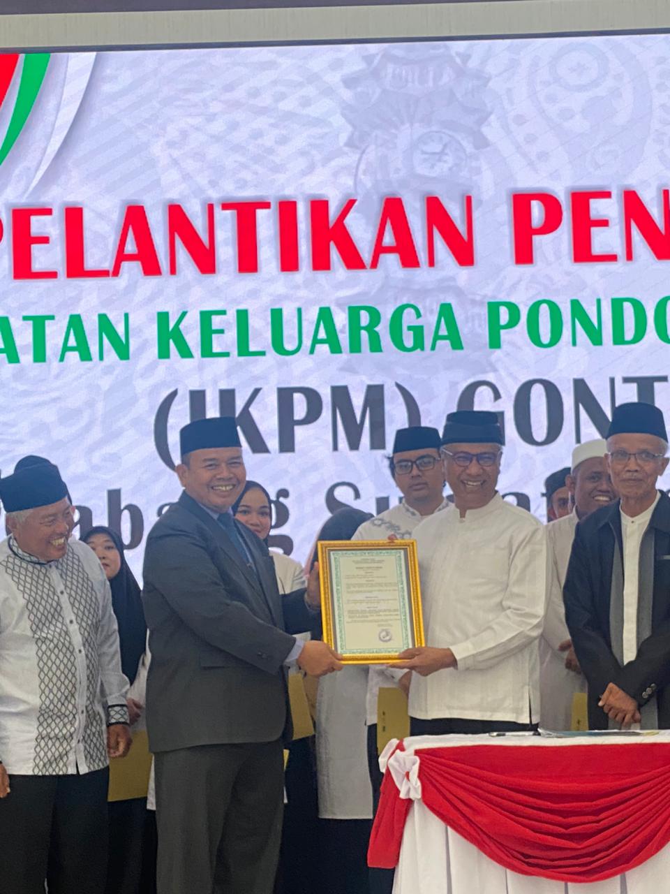 Kiprah Alumni, Bapak Pimpinan Pondok Modern Darussalam Gontor Menghadiri Pelantikan IKPM Cabang Sumatera Barat